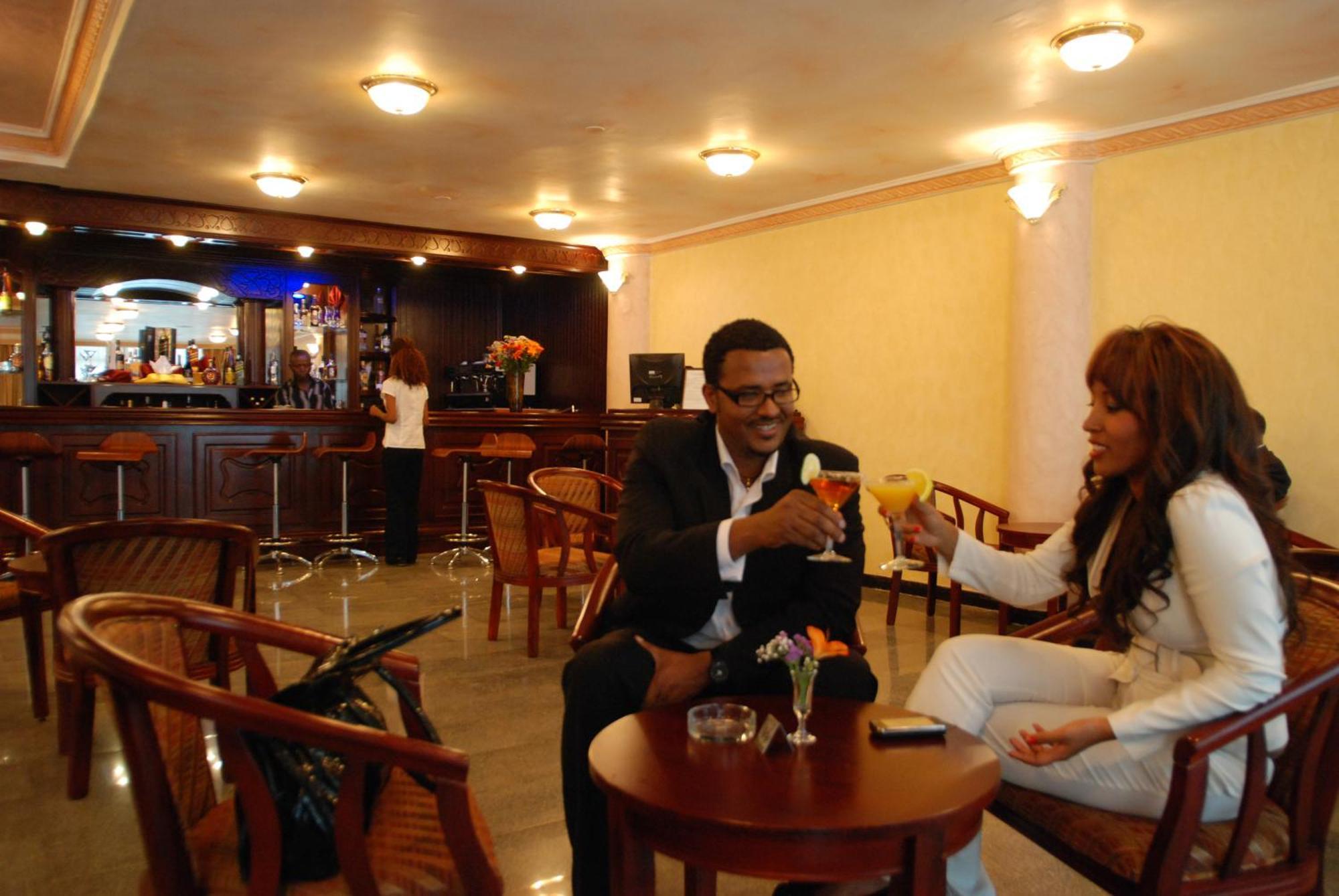 Kaleb Hotel Addis Abeba Esterno foto