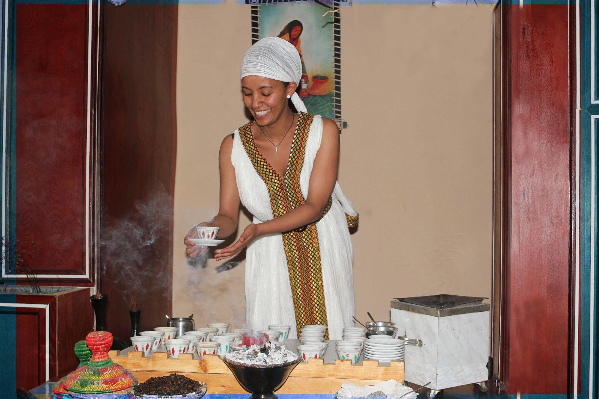 Kaleb Hotel Addis Abeba Esterno foto